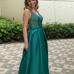 Elegant Teal Evening Gown